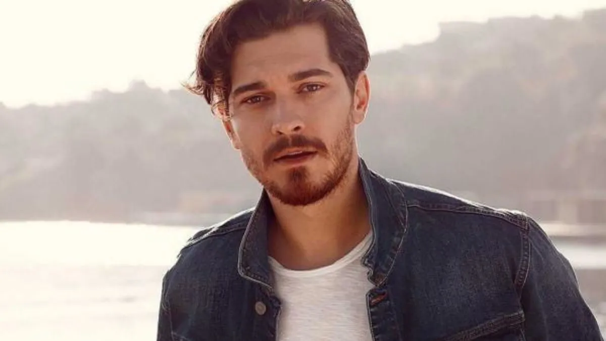 Çağatay Ulusoy ile sevgilisi Aslıhan Malbora Bodrum tatilinde görüntülendi: Aldığı kilolar ve yeni imajı gündem oldu - Takvim