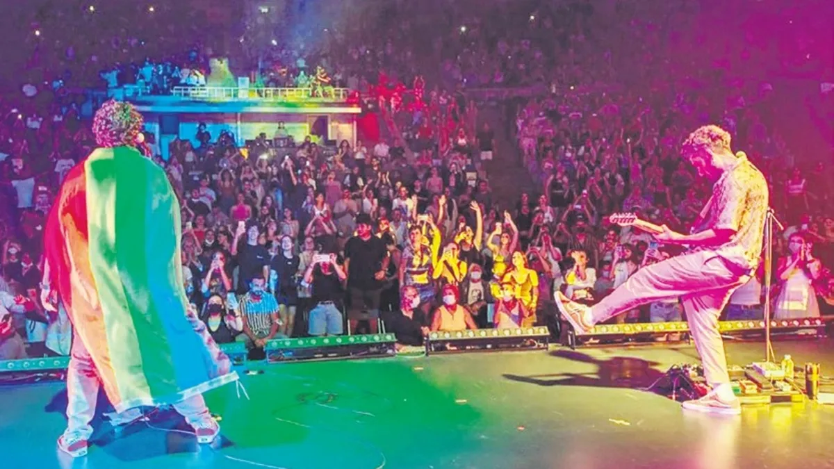 Dört koldan saldırıyorlar! LGBT lobisinden tekno-propoganda - Galeri - Trend Magazin - Sabah