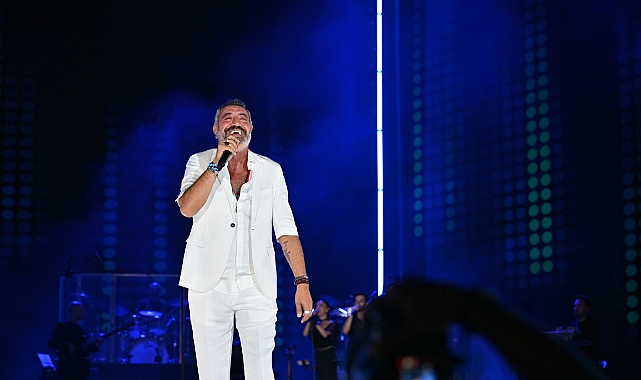 Hakan Altun, Nevşehir Kültür Yolu Festivali'nin açılışında sahne aldı - murekkephaber.com