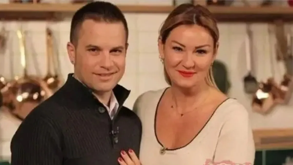Pınar Altuğ ve Yağmur Atacan çifti eski tutkusuna geri döndü! Teknede romantik anlar böyle yansıdı... - Sabah