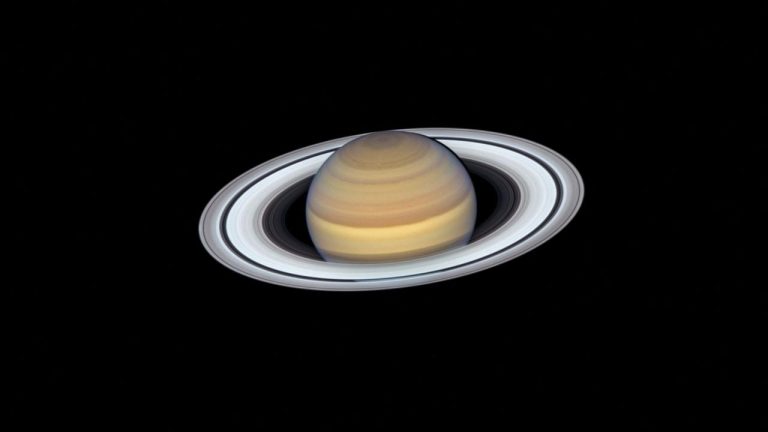 Satürn'ün güney kutbunda 10 kenarlı dev bir atmosfer dalgası keşfedildi