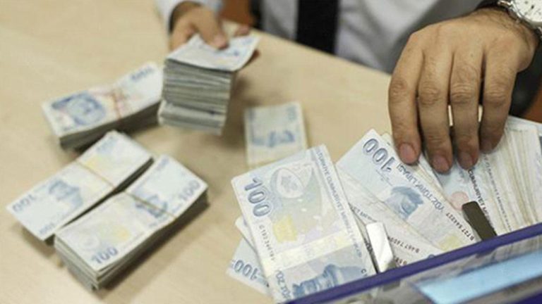 Reel Kesim Güven Endeksi 102,5'e yükseldi