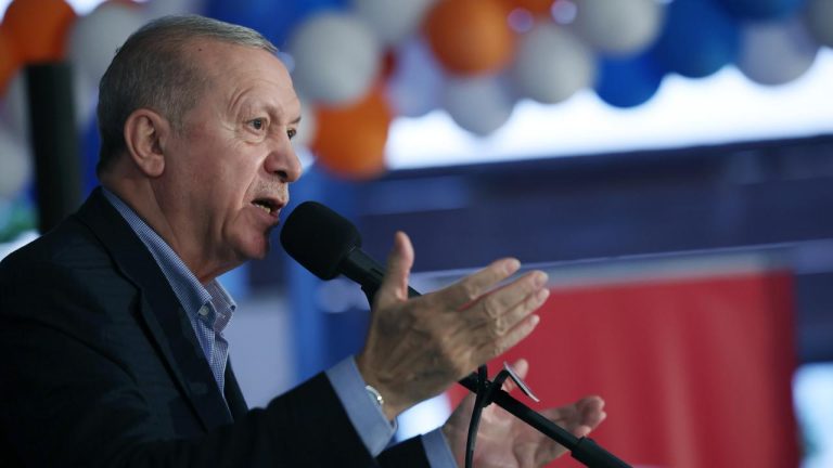 Cumhurbaşkanı Erdoğan: Ülkemizi dünya devi yapma iddiamıza her gün biraz daha yaklaşacağız