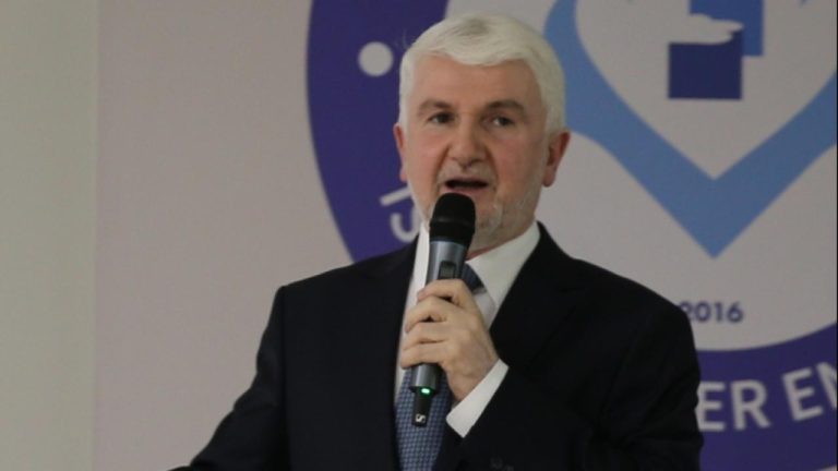 TUSAŞ Motor Sanayii Genel Müdürü Akşit: Yabancı elektrikli arabaları kampüsün içine sokmuyoruz