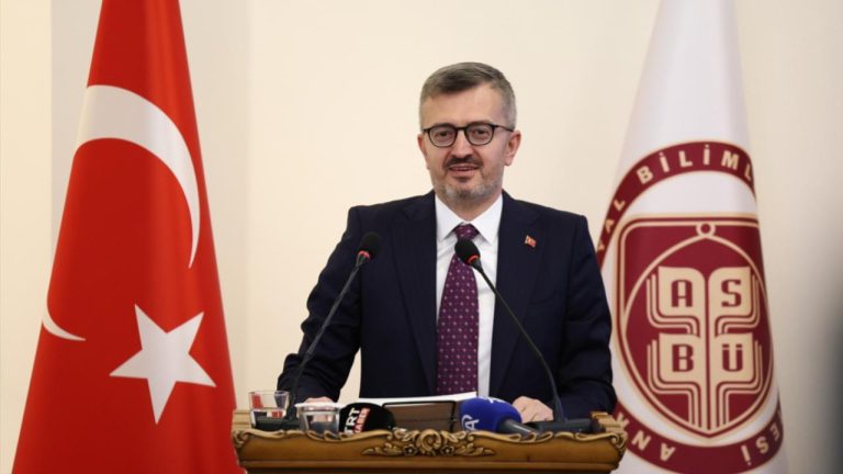İletişim Başkanı Duran: Dezenformasyon konusunu önceliklerimizin birinci sırasına koyduk