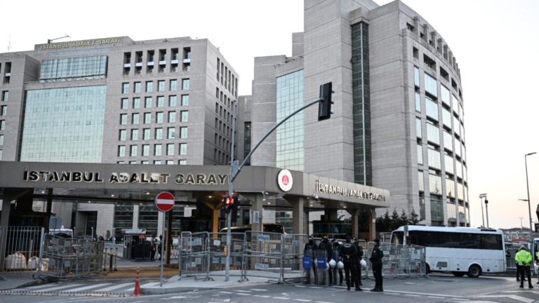 Sermaye piyasası işlemleri soruşturmalarında 19 şüpheli adliyede